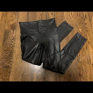 Spanx faux leather leggings, size S/P